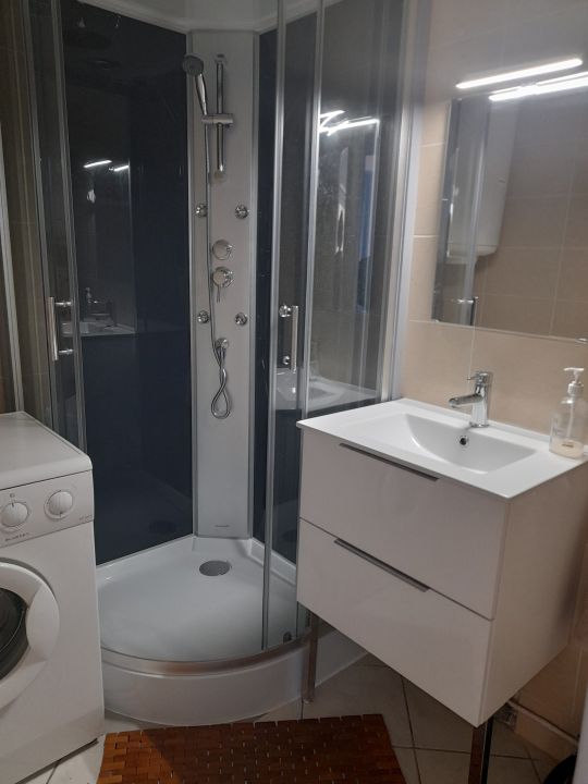 Location appartement Le Baracrs N°0754 image 5