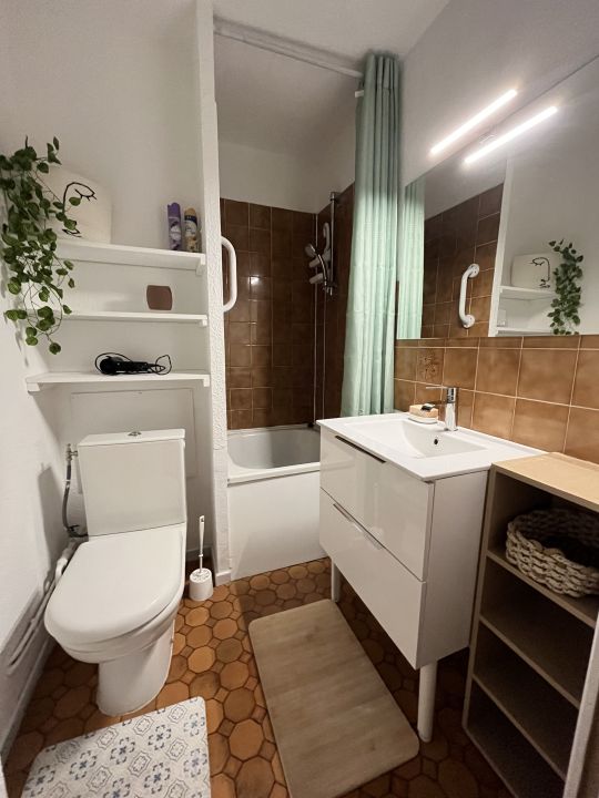 Location appartement Le Baracrs N°1191 image 4