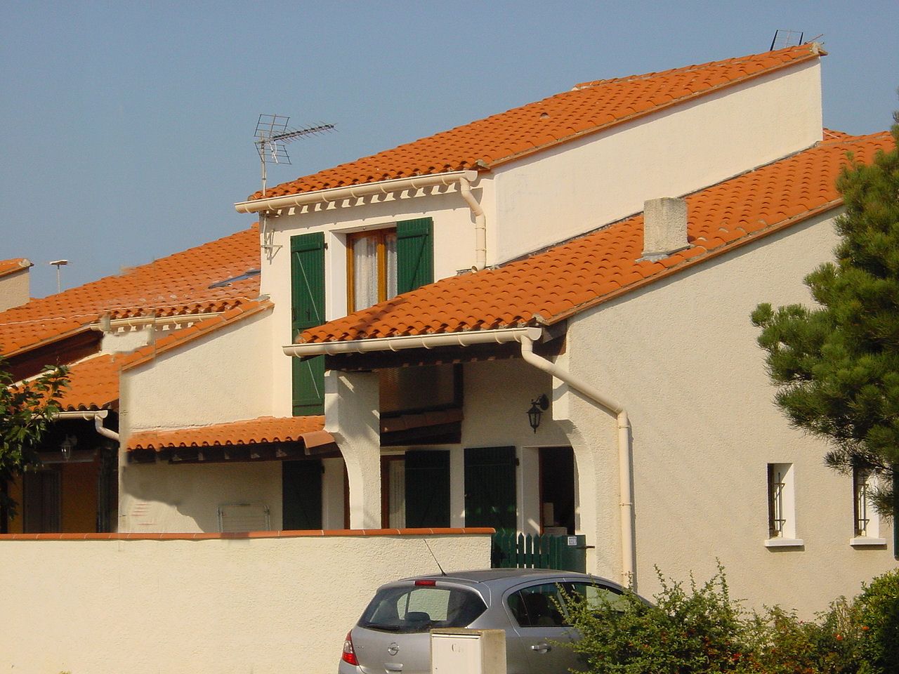 Location villa mitoyenne Le Baracrs N°1202 image 4