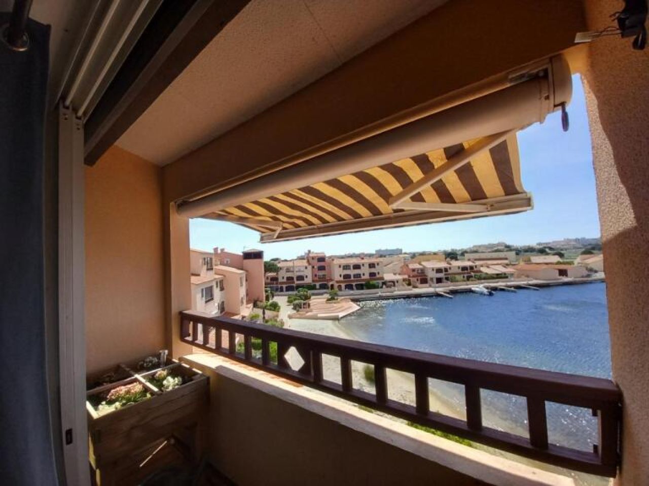 Location appartement Le Baracrs N°1426 image 3