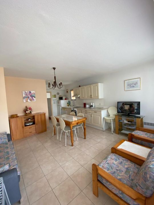 Location villa individuelle  Le Baracr�s N&deg;2478 image 2