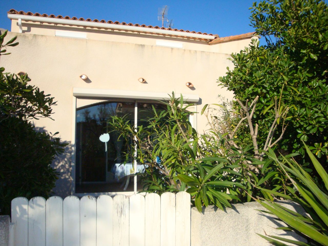 Location villa mitoyenne Le Baracrs N°2670 image 1