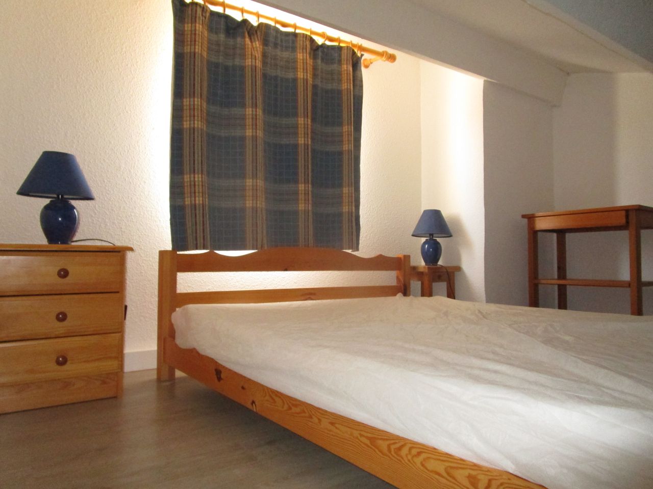 Location studio mezzanine Le Baracr�s N&deg;6703 image 4