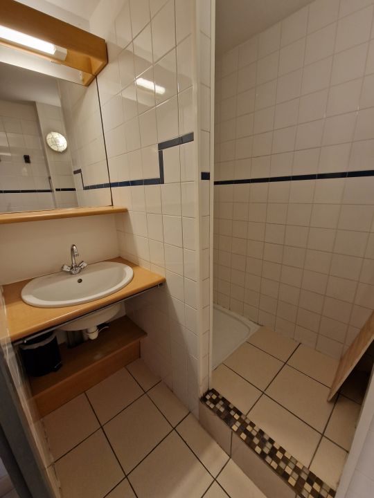 Location villa mitoyenne Le Baracrs N°6887 image 2